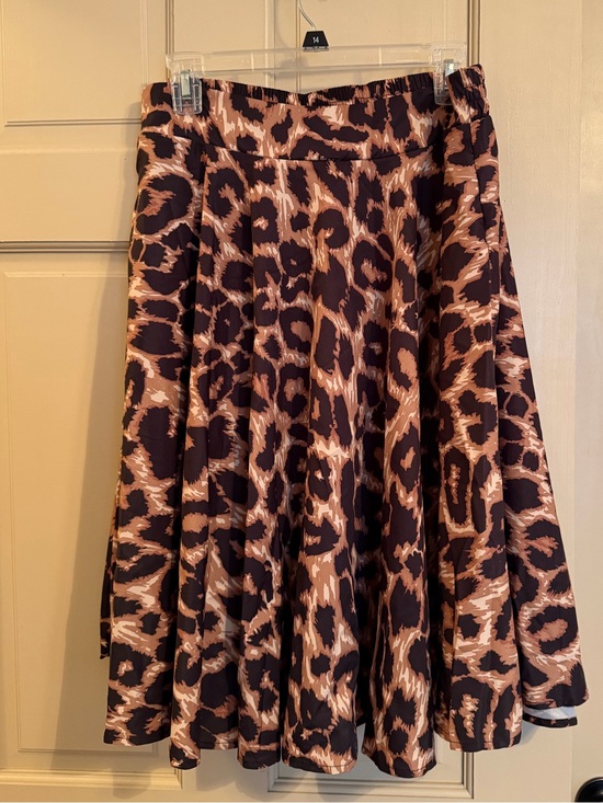 SHEIN Dresses & Skirts - SHEIN Brown and Black Printed Maxi Skirt